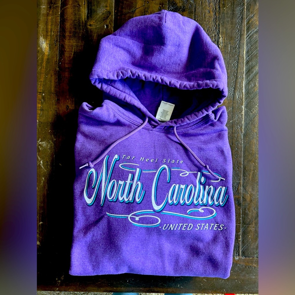 North Carolina hooded sweatshirt with kangaroo pocket.